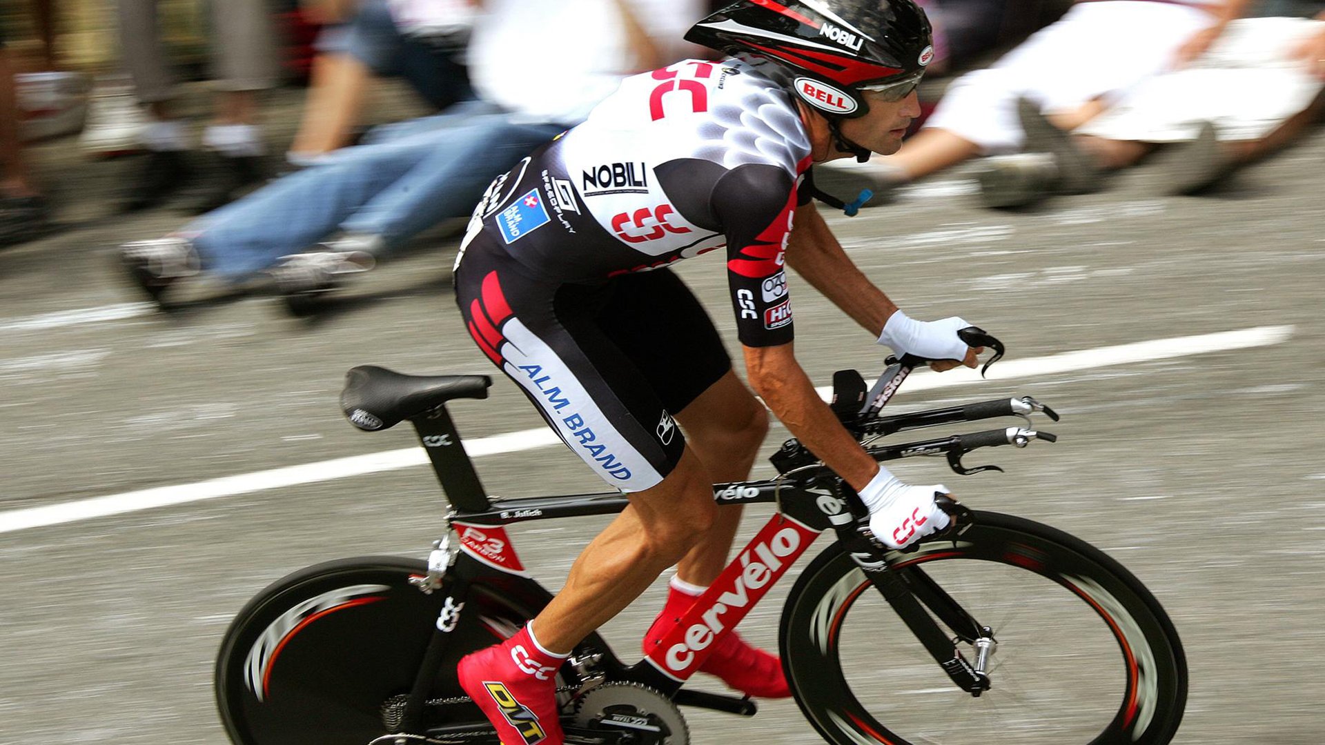 “足球+科技”的创新创业大赛火热展开,引领行业新潮流,关于足球的创业